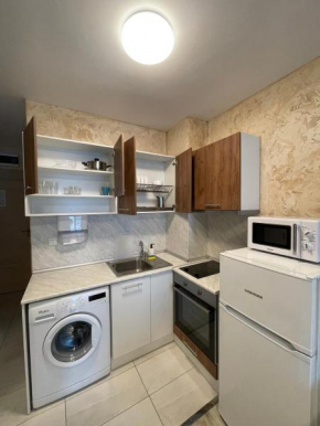 Colonel apartment 938